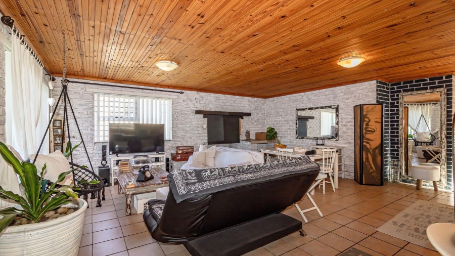 3 Bedroom Property for Sale in De Kelders Western Cape